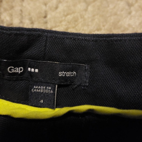 Gap Stretchy Navy Shorts, Size 4 - Picture 3 of 3